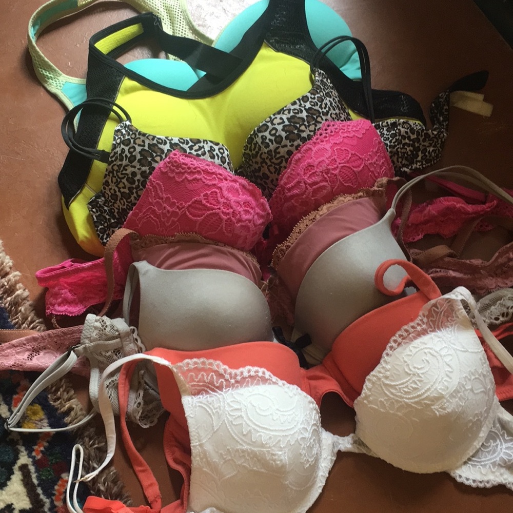 Lot of 8 Victoria’s Secret Bras